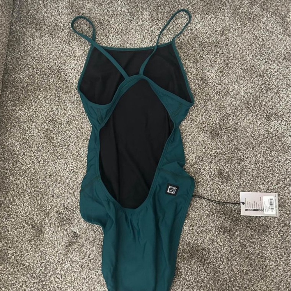 NEW AND UNUSED size 32 jolyn swimsuit